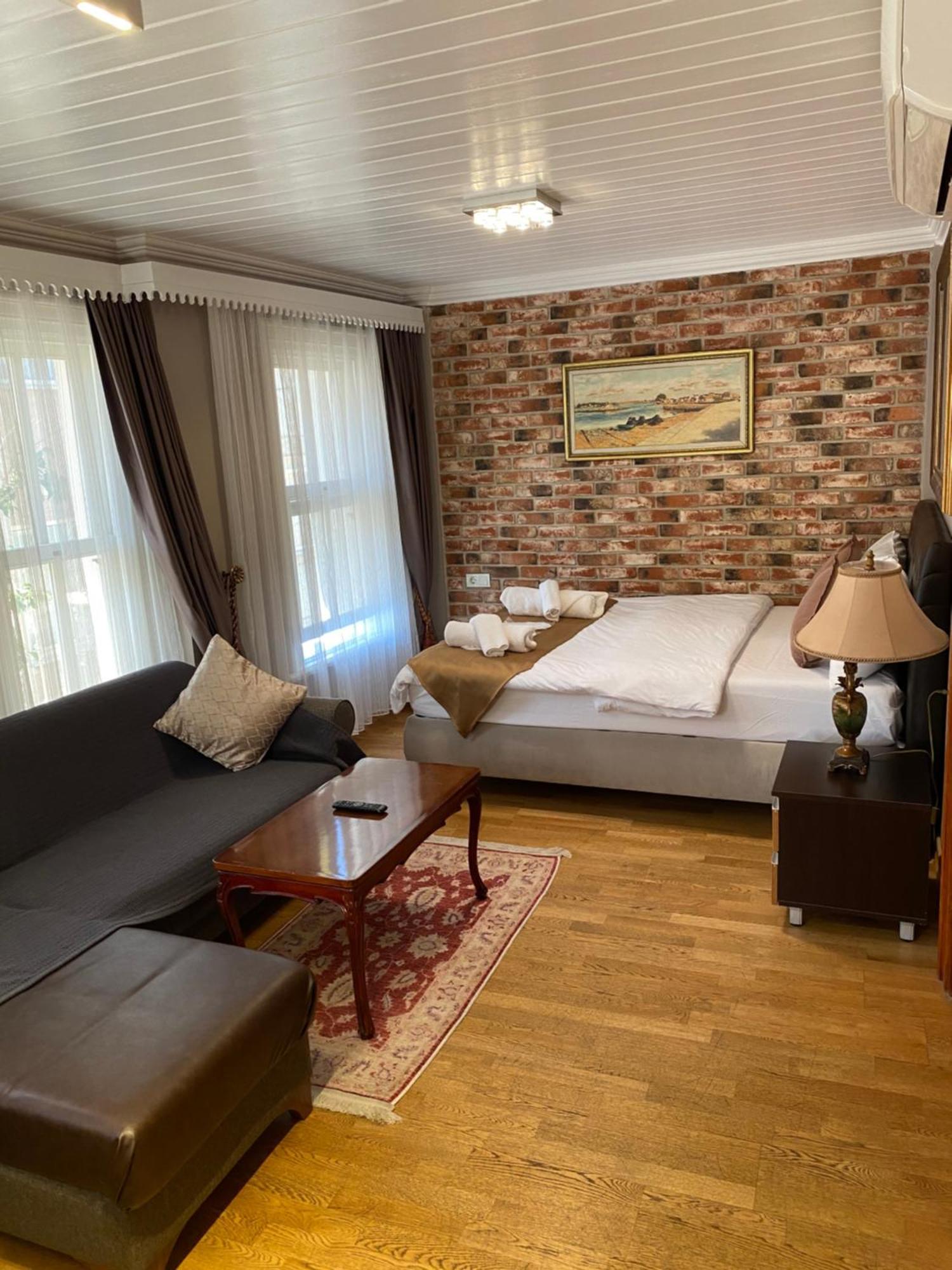Hotel Bosphorus Bridge Istanboel